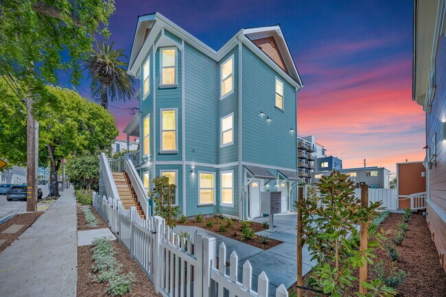 Primary Photo - 2016-2020 Dwight Way