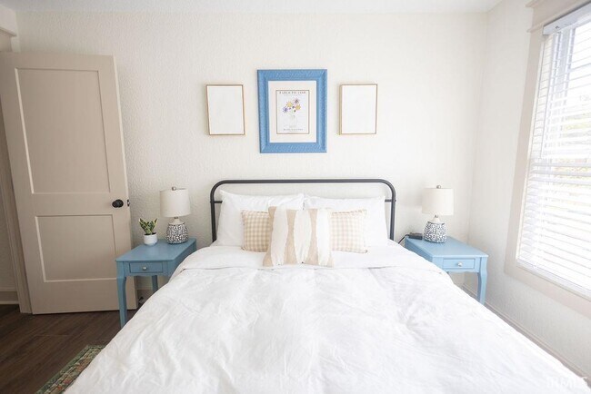 Building Photo - 1122 S Fess Ave