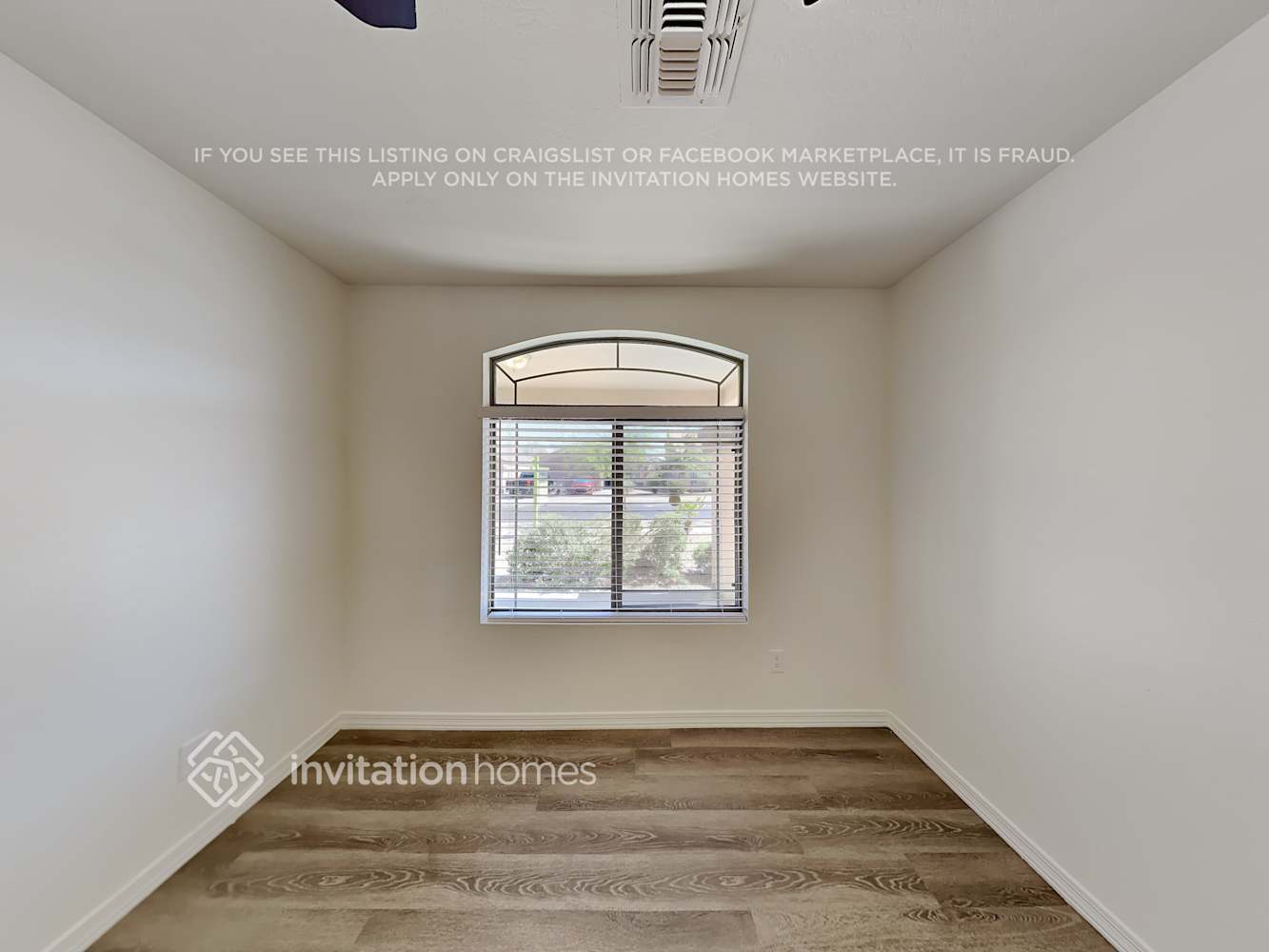 Building Photo - 3130 W Wayland Dr