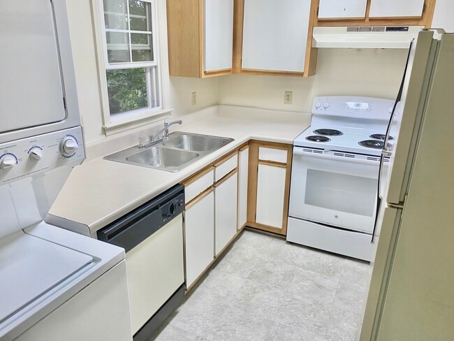 Primary Photo - 2029 Mountain View Terrace SW