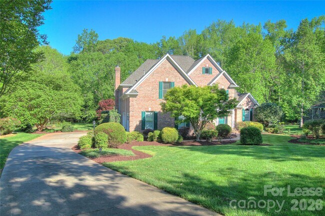 Building Photo - 1217 Weddington Hills Dr