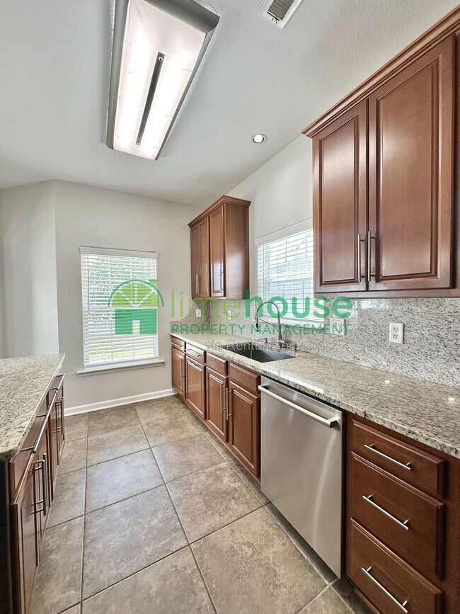 Building Photo - 1503 Vinsa Ct