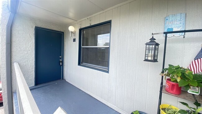 Primary Photo - 1BD/1BA Apartment off Curry Ford in Henley...