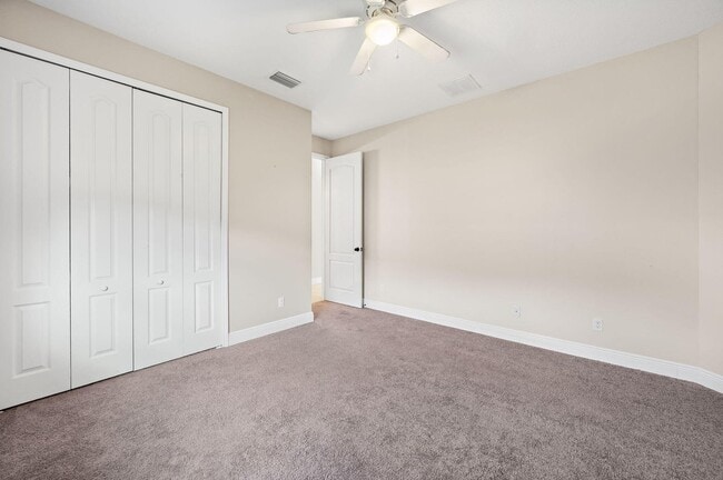 Building Photo - 1411 SW Hackensack Ave