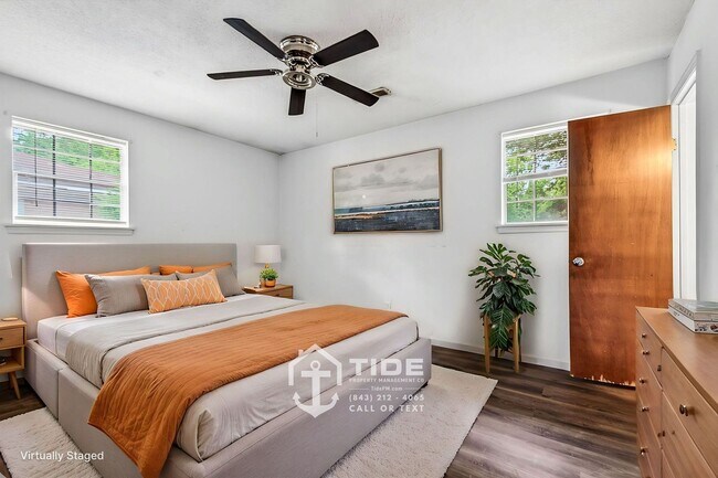 Building Photo - 123 E Edgefield Dr