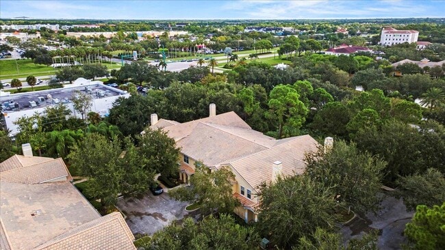 Building Photo - 110 SW Peacock Blvd