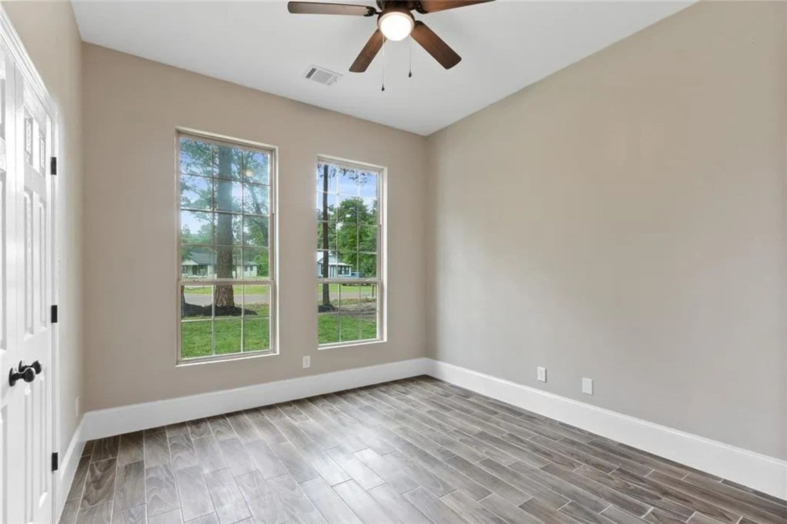 Building Photo - 17324 E Holly Hill Dr