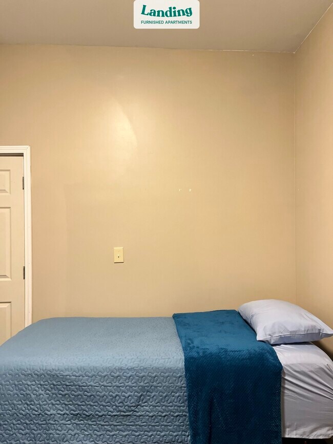 Building Photo - 3416 Cherokee St