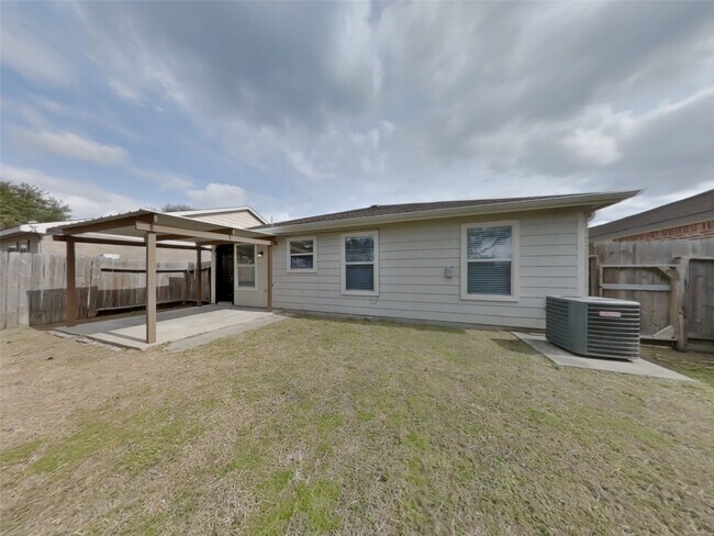 Building Photo - 21135 Wickton Ln