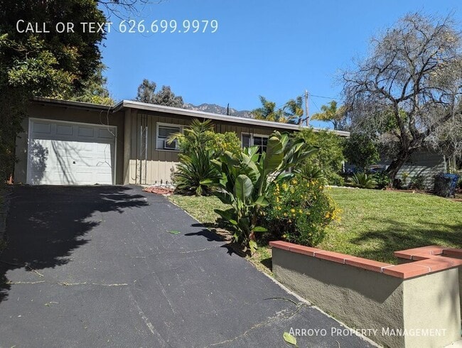 Building Photo - 741 E Poppyfields Dr