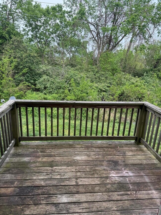 Building Photo - 804 Melanie Ln