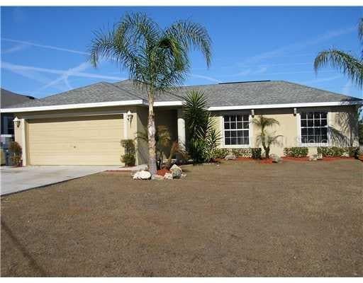 Primary Photo - 223 Grouper Ct