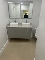 Building Photo - 2463 Lincoln St