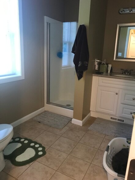 Bathroom 2 - 11031 Edinboro Rd