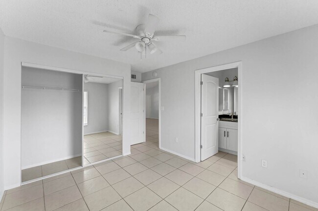 Building Photo - Spacious 2/2 Condo In Lancelot at Winter Park