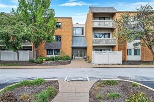 Building Photo - 950 E Rue de la Banque