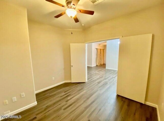 Building Photo - 4056 E Abraham Ln