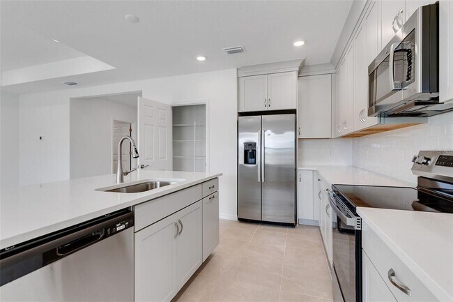 Building Photo - 10008 Last Lgt Gln