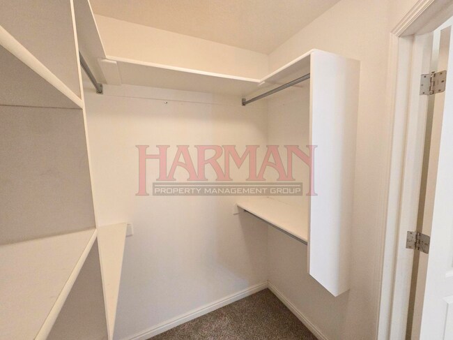 Building Photo - 269 Sunshine Dr