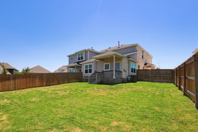 Building Photo - 2310 Calvert Dr