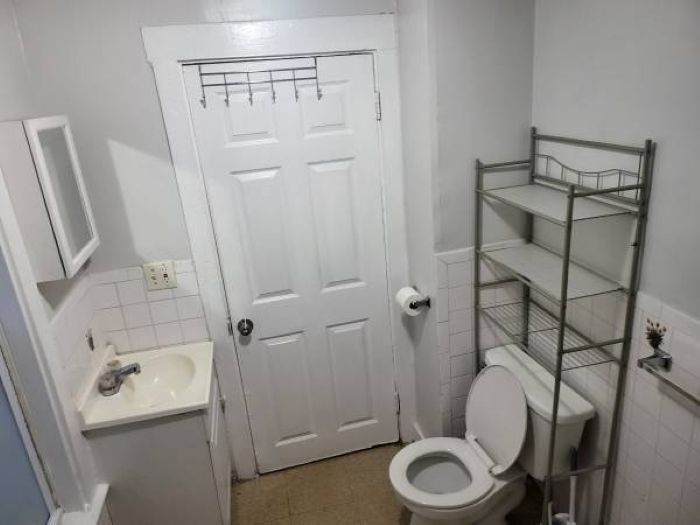 Building Photo - 188 Perkins Ave