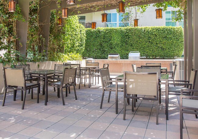 Building Photo - 235 San Pedro St