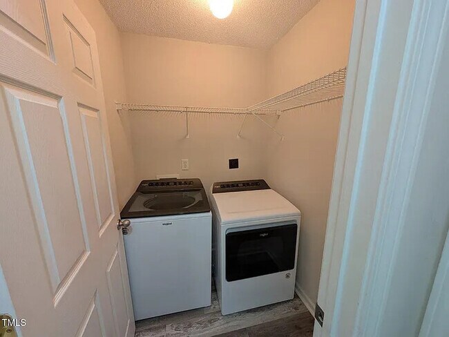 Building Photo - Earn Wealth While Leasing - Like a Homeowner - Lease to Own