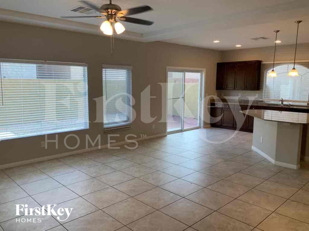 Building Photo - 7248 Sierra Moon Ct