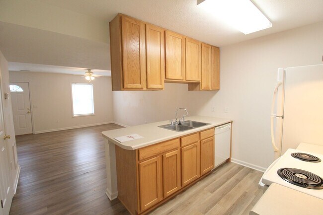 Building Photo - 189 Griffin Ln
