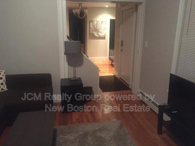 Building Photo - 18 West St