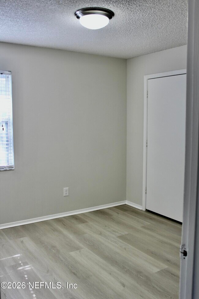 Building Photo - 10178 Geni Hill Cir N