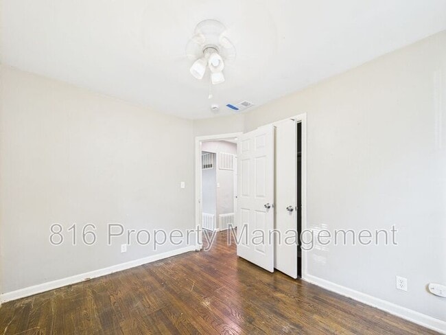 Building Photo - 6149 Agnes Ave