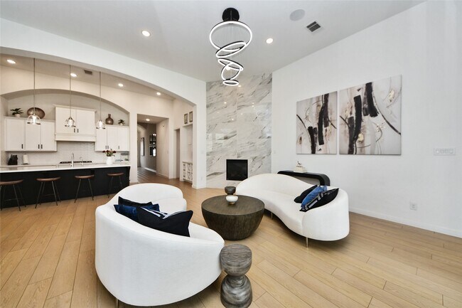 Building Photo - 23619 Bottlebrush Terrace Trl