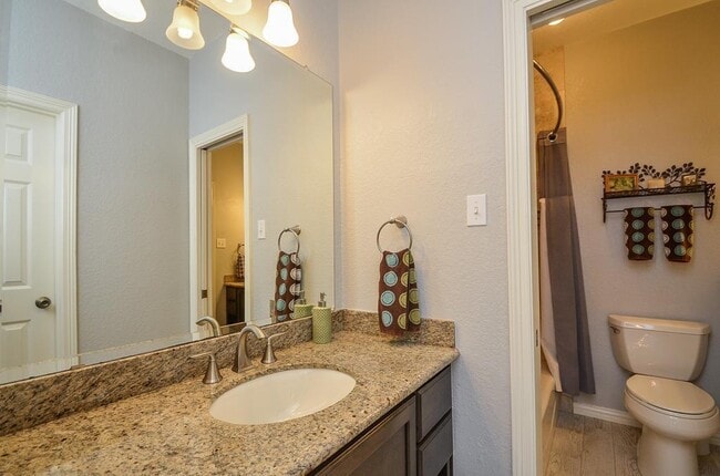 Building Photo - 3222 Twinmont Ln