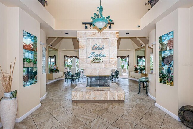 Building Photo - 6105 Bahia Del Mar Cir