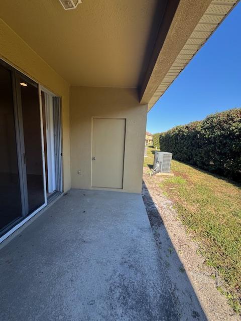 Building Photo - 3073 Ashland Ln N