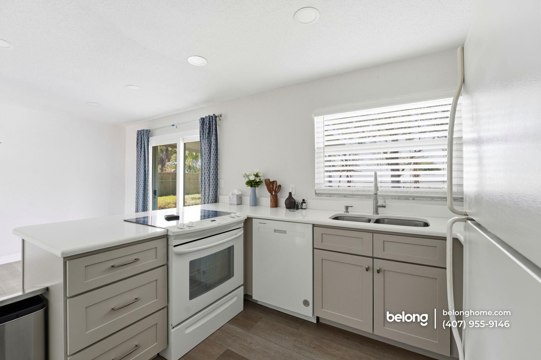 Building Photo - 2020 Oriole Ln