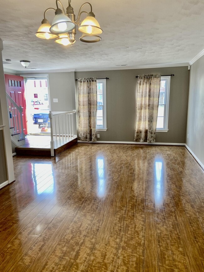 Building Photo - 247 Windbrooke Ln