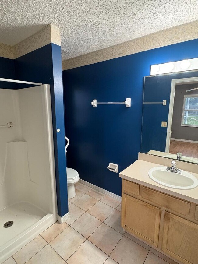Building Photo - 436 Mango Cir