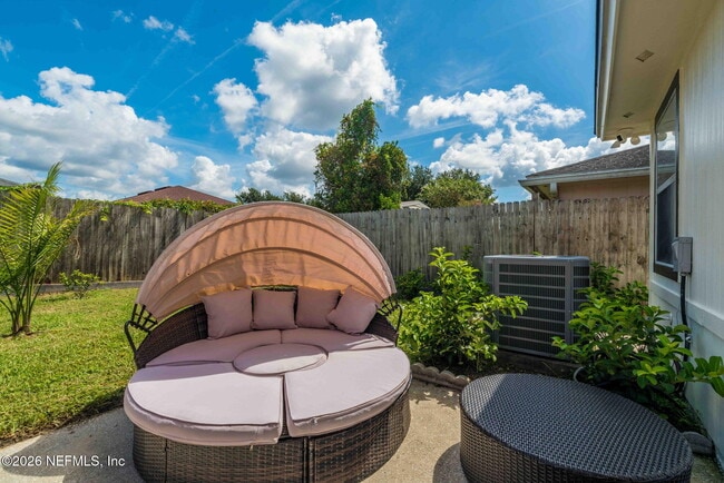 Building Photo - 2658 Sam Houston Pl