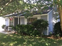 Building Photo - 3 Bedroom 2 Bath House in Willow Walk - James Island