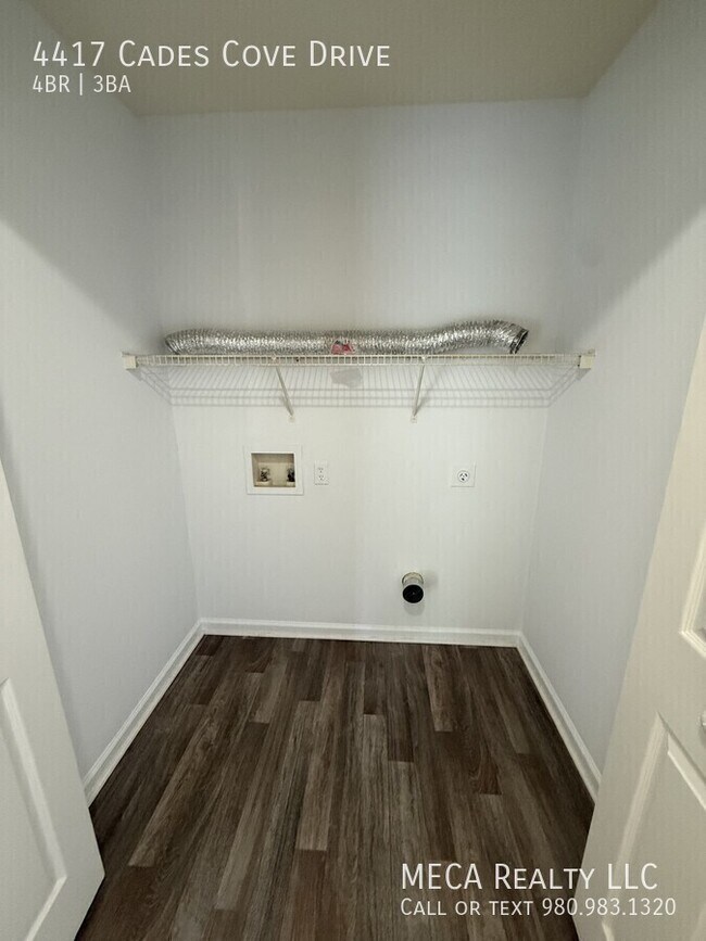 Building Photo - 4417 Cades Cove Dr