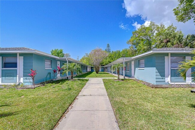 Building Photo - 3017 49th St S