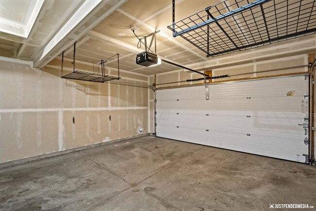 Building Photo - Seclusion Cove