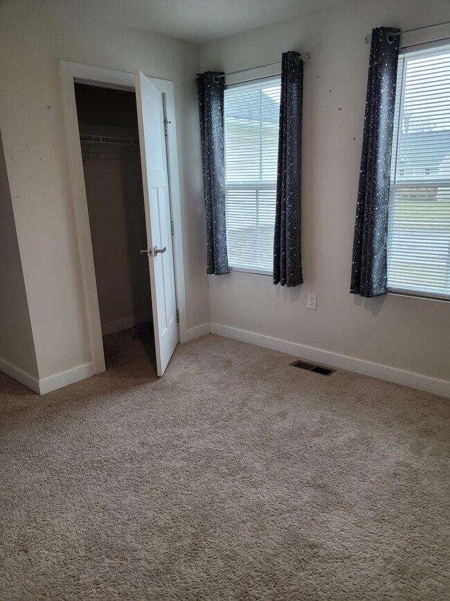 Building Photo - 11 Ticket Wy