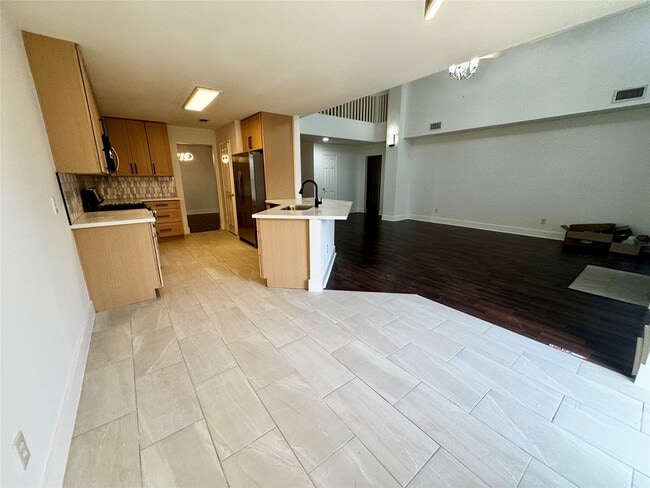 Building Photo - 19622 Sasquatch Dr