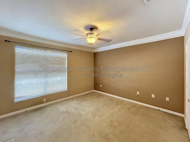 Building Photo - 10471 Villa View Cir