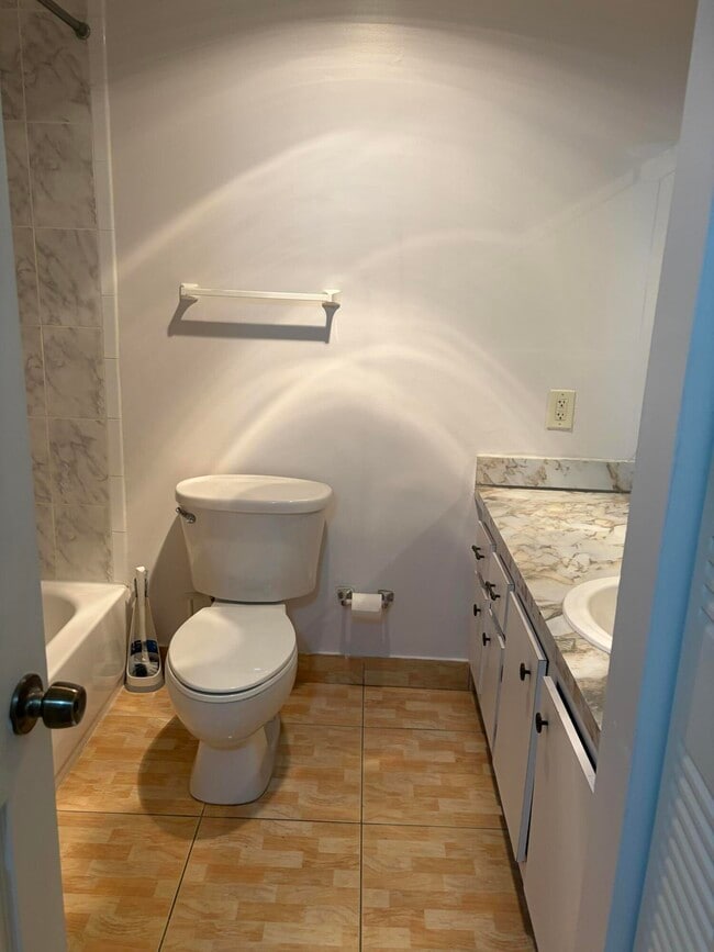 Building Photo - 2051 NW 46th Ave