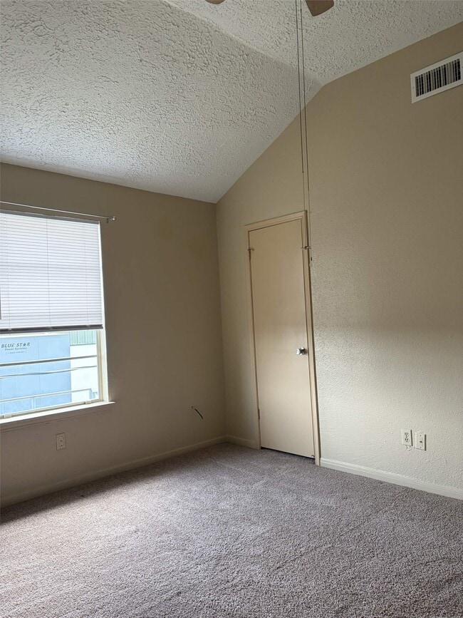 Building Photo - 9711 Pine Pass Dr