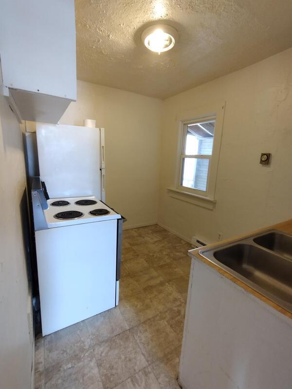 Building Photo - 425 Ray Ave NW